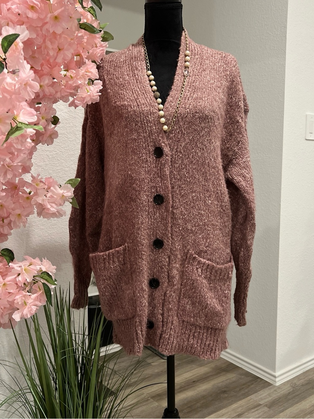 Cozy Chunky V-Neck Button Cardigan in Dusty Ros Isabel Marant Etoile